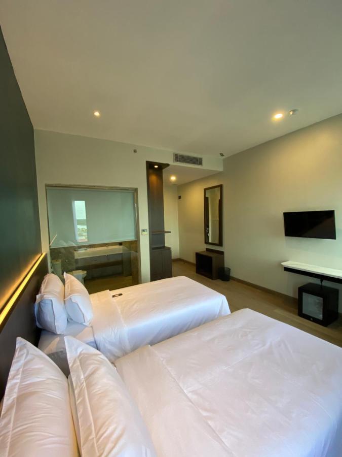 Luminor Hotel Tanjung Selor By Wh エクステリア 写真
